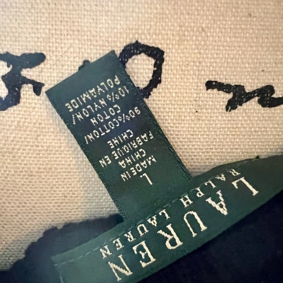 New Ralph Lauren sweater with gold buttons - Picture 4 of 4